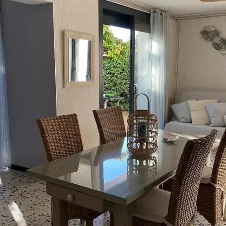 Maison Climatisee 8p, Pres De La Et Du Port, Animaux Admis - Fr-1-798-59 Holiday home *