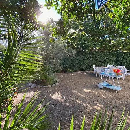 Hébergement de vacances Superbe Maison Climatisée 8p Entre Et Port, Animaux Admis - Fr-1-798-59 Leucate